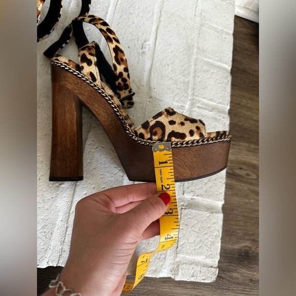 Alice + Olivia Faira Leopard Block Heels. Size 9 Retail- $650 - Picture 13 of 14